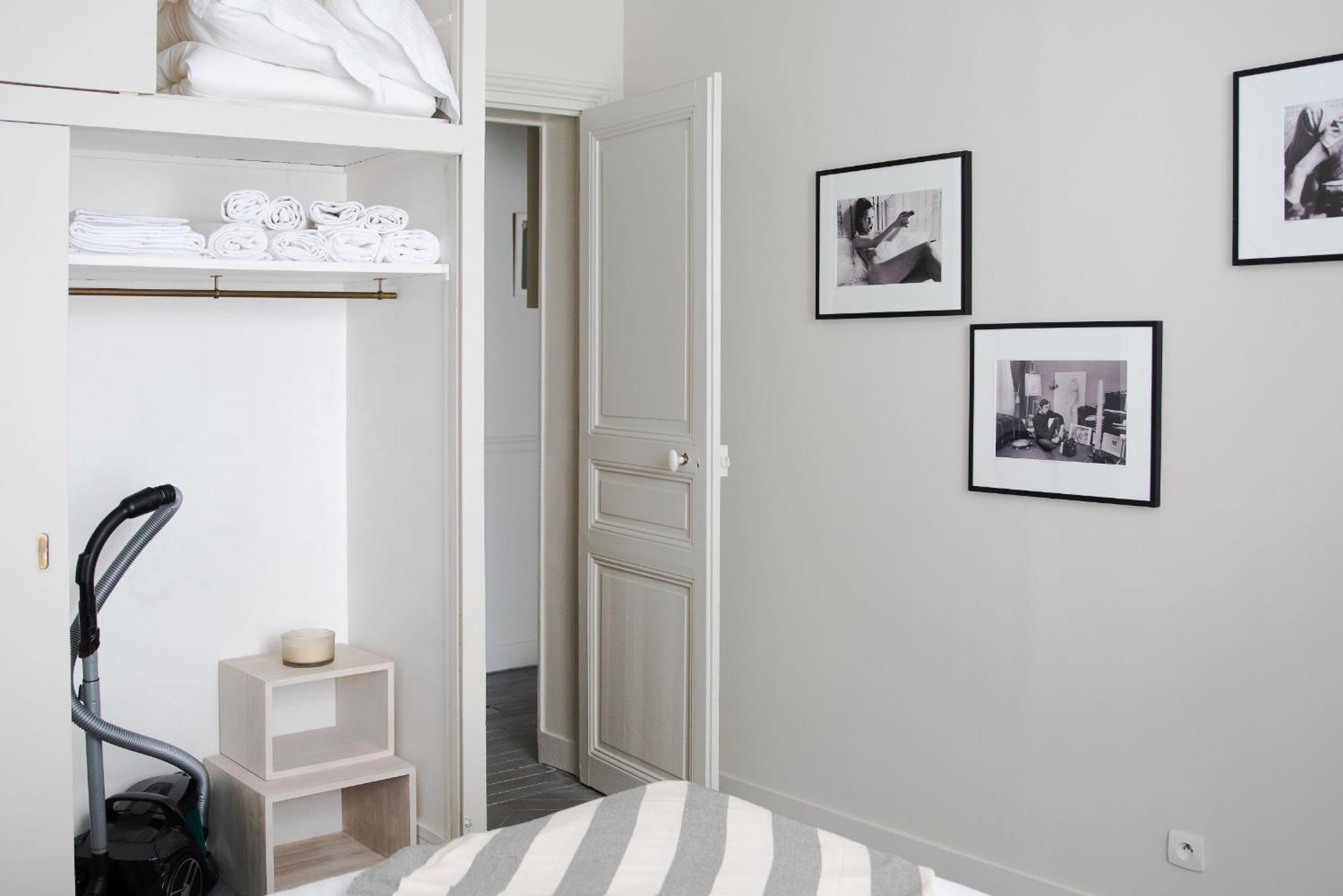 Eiffel Tower & Les Invalides - 1Br - Cityapartmentstay París Exterior foto